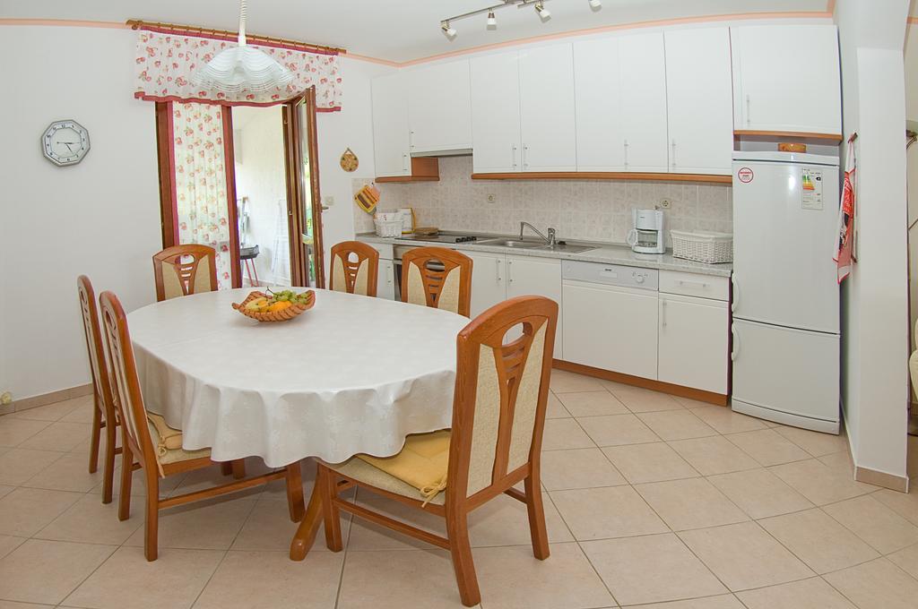 Holiday Home Magnolia Tar-Vabriga Quarto foto