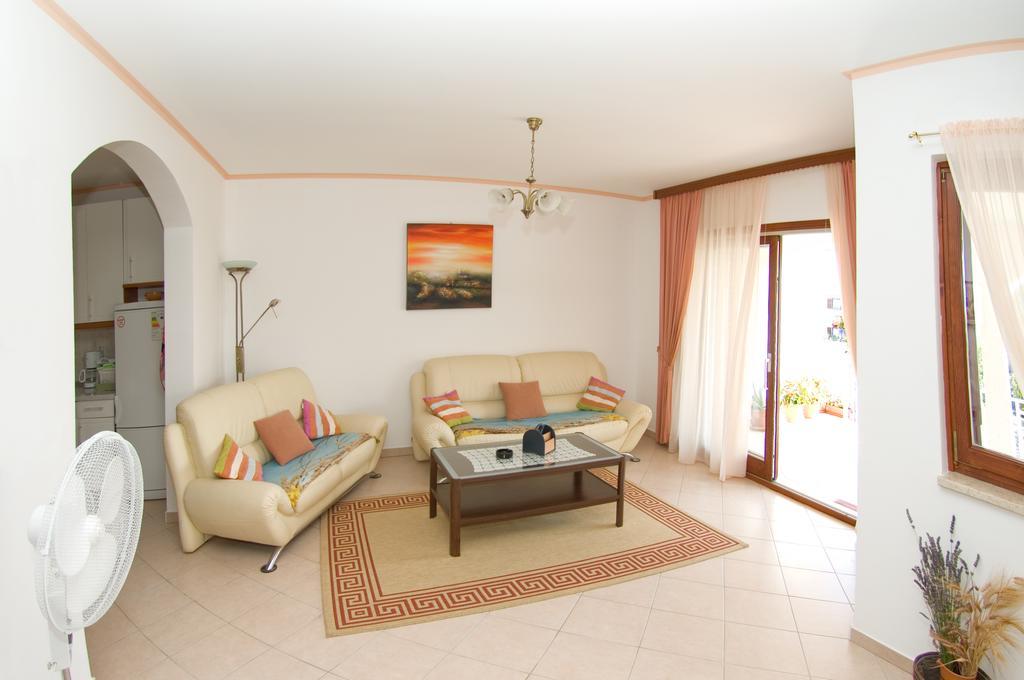Holiday Home Magnolia Tar-Vabriga Quarto foto